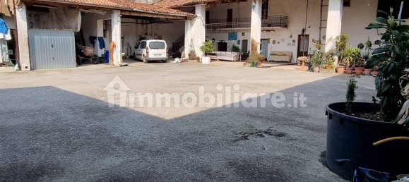 3 bedrooms House in Bedizzole, Italy No. 161306 3