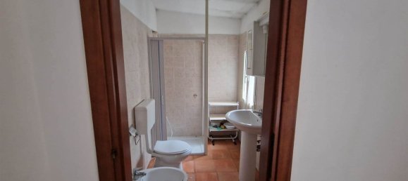 3 rooms House in Monserrato, Italy No. 58560 8