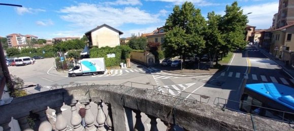 490m² Commercial property in Chieri, Italy No. 352989 25