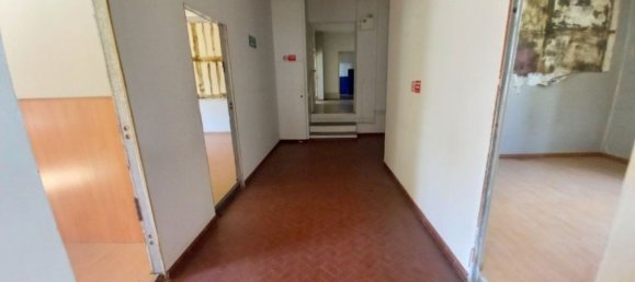 490m² Commercial property in Chieri, Italy No. 352989 12