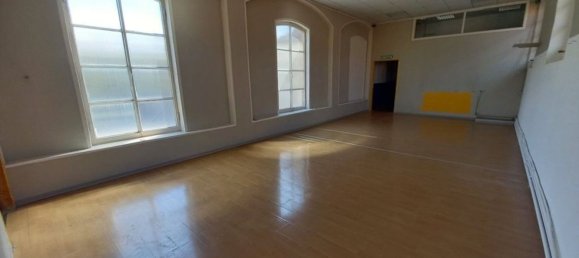 490m² Commercial property in Chieri, Italy No. 352989 32