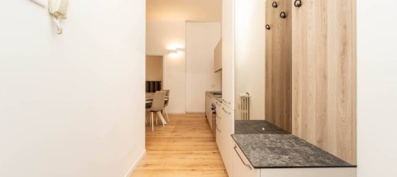 3 bedrooms Apartment in Milan, Italy No. 337409 13