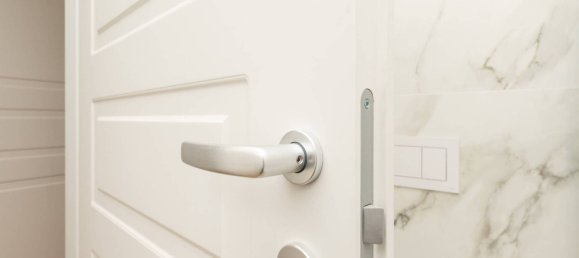 3 bedrooms Apartment in Milan, Italy No. 337409 23