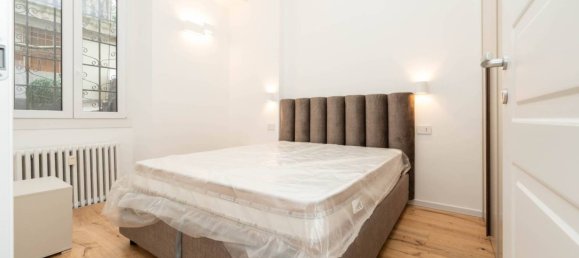 3 bedrooms Apartment in Milan, Italy No. 337409 7