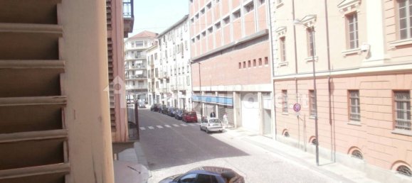 4 غرف نوم شقة في Asti, Italy رقم 158900 8