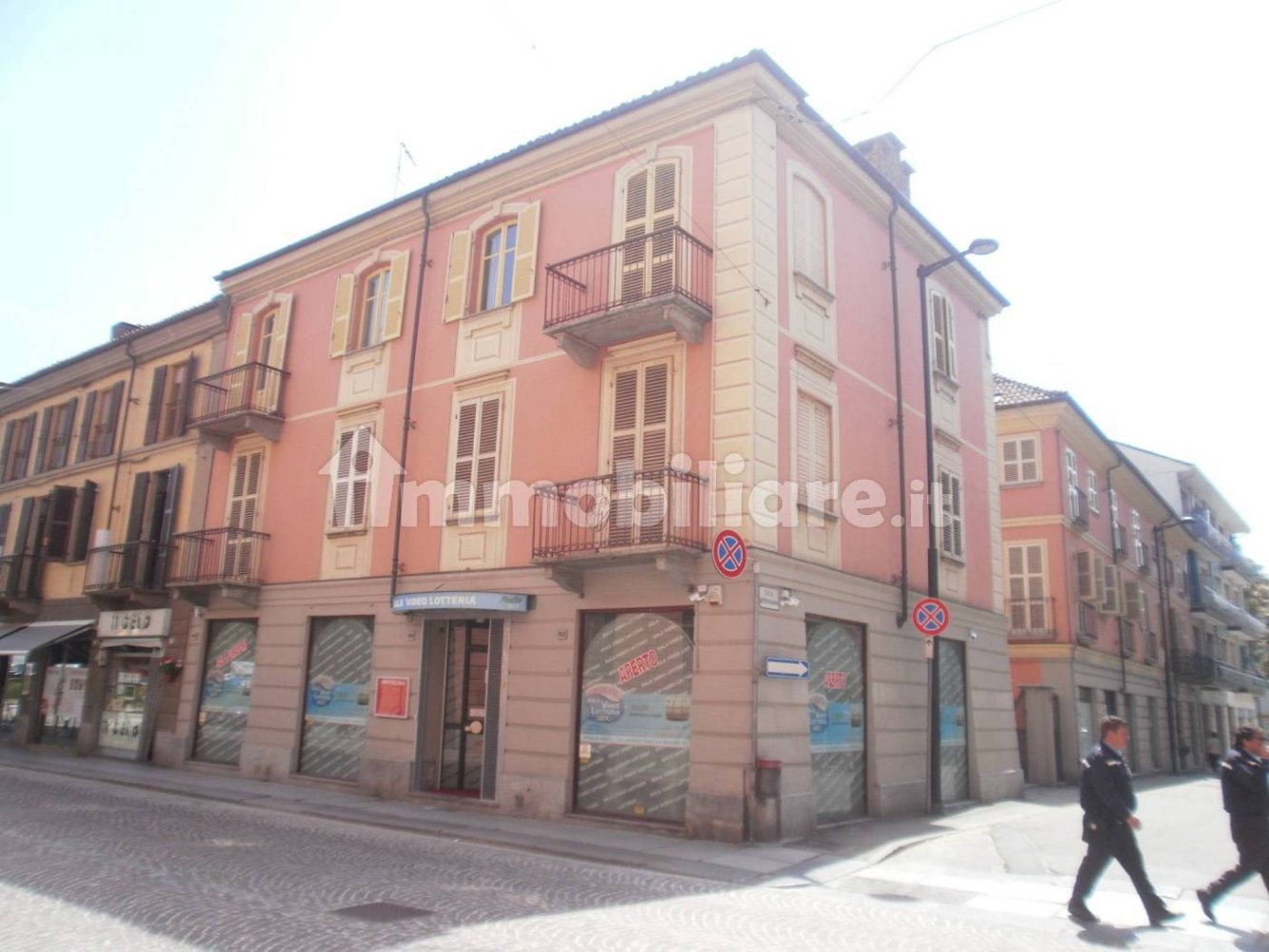 4 غرف نوم شقة في Asti, Italy رقم 158900