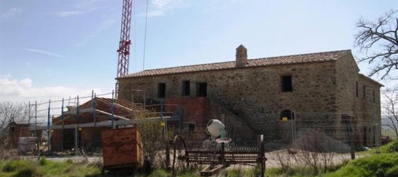 Studio in Torrita di Siena, Italy No. 1470 7