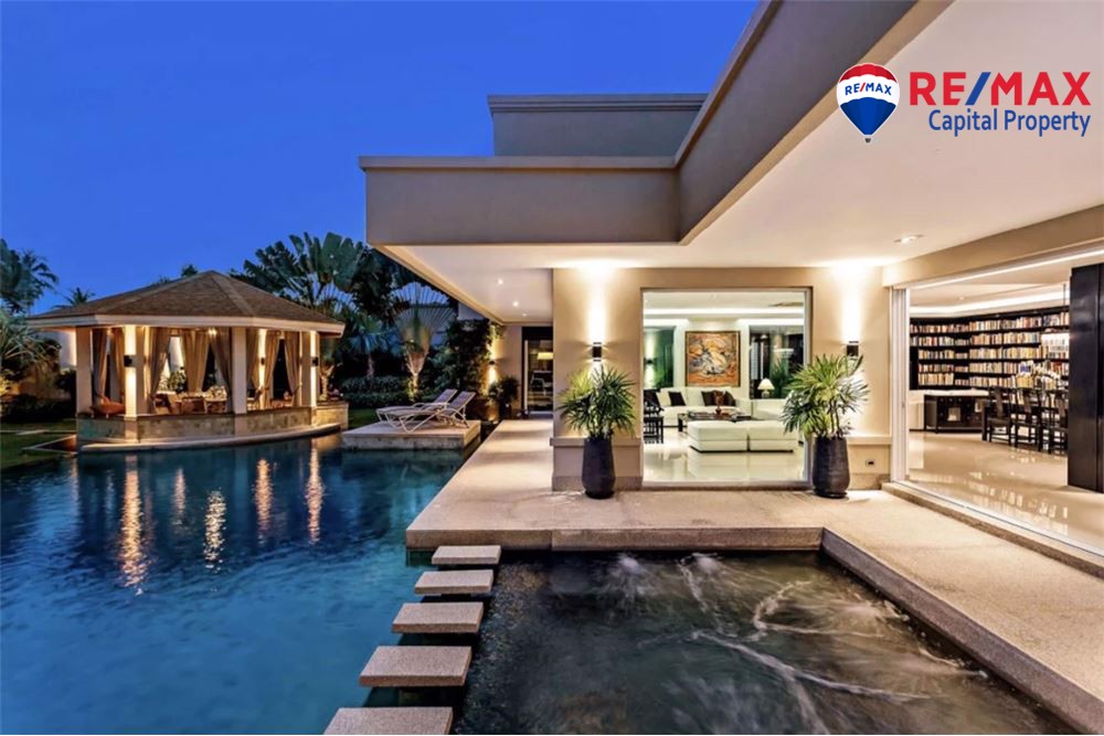 8 bedrooms Cafe / restaurant in Pattaya, Thailand No. 12283