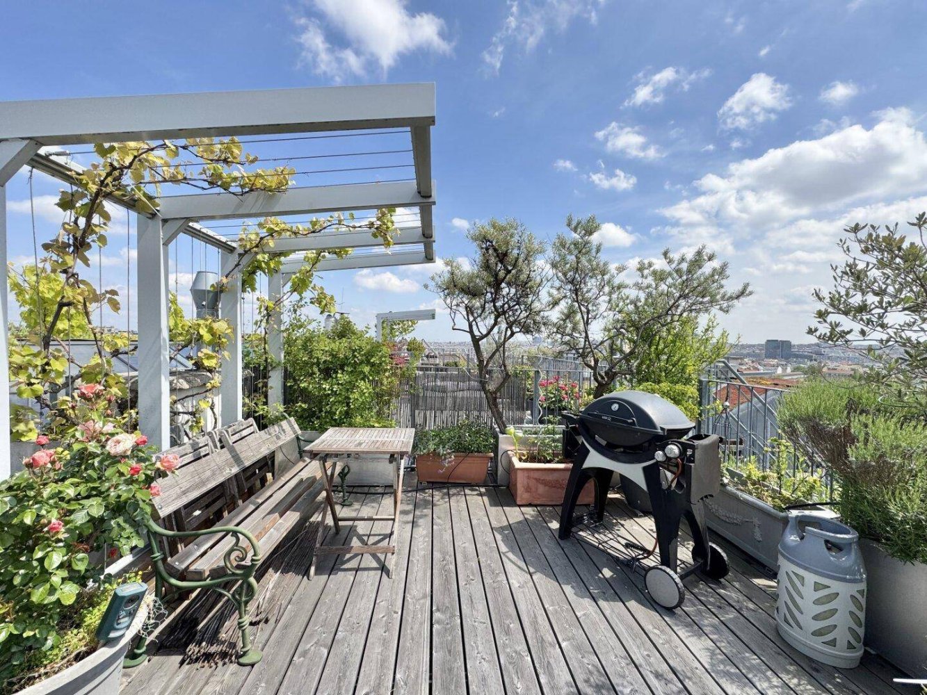 Квартира с 3 комнатами в Рудольфсхайм-Фунфхаус, Австрия № 203661