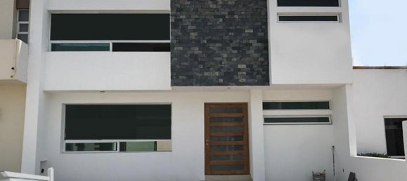 3 bedrooms House in Queretaro, Mexico No. 167011 2