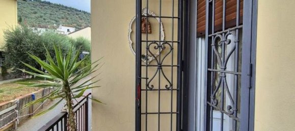 6 غرف نوم منزل في Calenzano, Italy رقم 328879 8