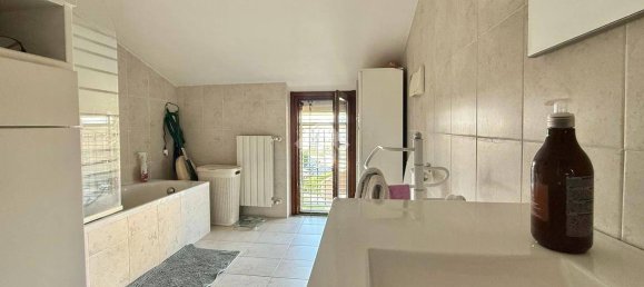 2 Schlafzimmer Wohnung in Calvenzano, Italy, Nr. 338000 8