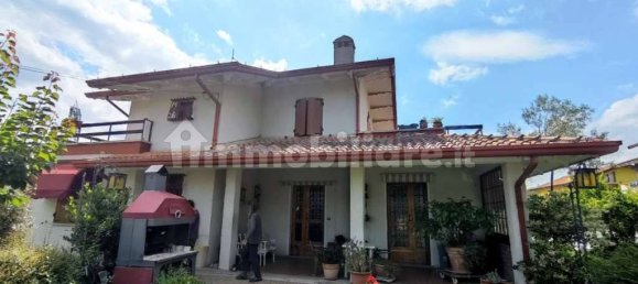 Villa T4 em Montescudo Monte Colombo, Italy N.º 11409 2