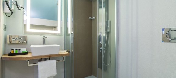 1000m² Building in Cagliari, Italy No. 297103 30