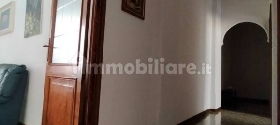 Apartamento de 2 dormitorios en Genoa, Italy No. 313341 4