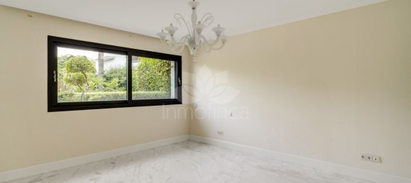 6 bedrooms Villa in Marbella, Spain No. 98933 28