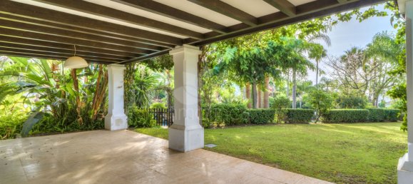 6 bedrooms Villa in Marbella, Spain No. 98933 17