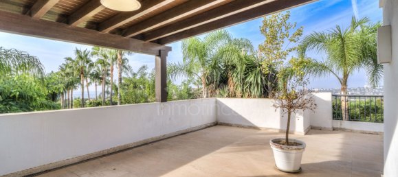 6 bedrooms Villa in Marbella, Spain No. 98933 15