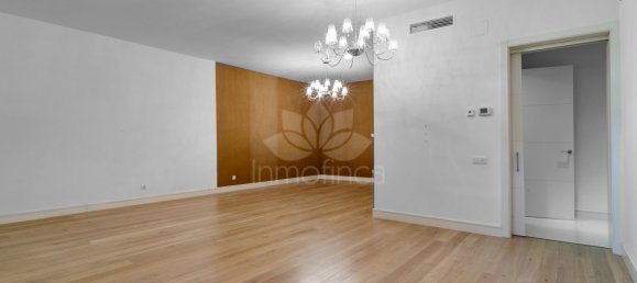 6 bedrooms Villa in Marbella, Spain No. 98933 35