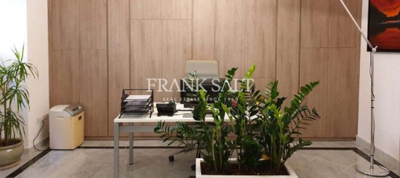 Oficina en Naxxar, Malta No. 13397 6