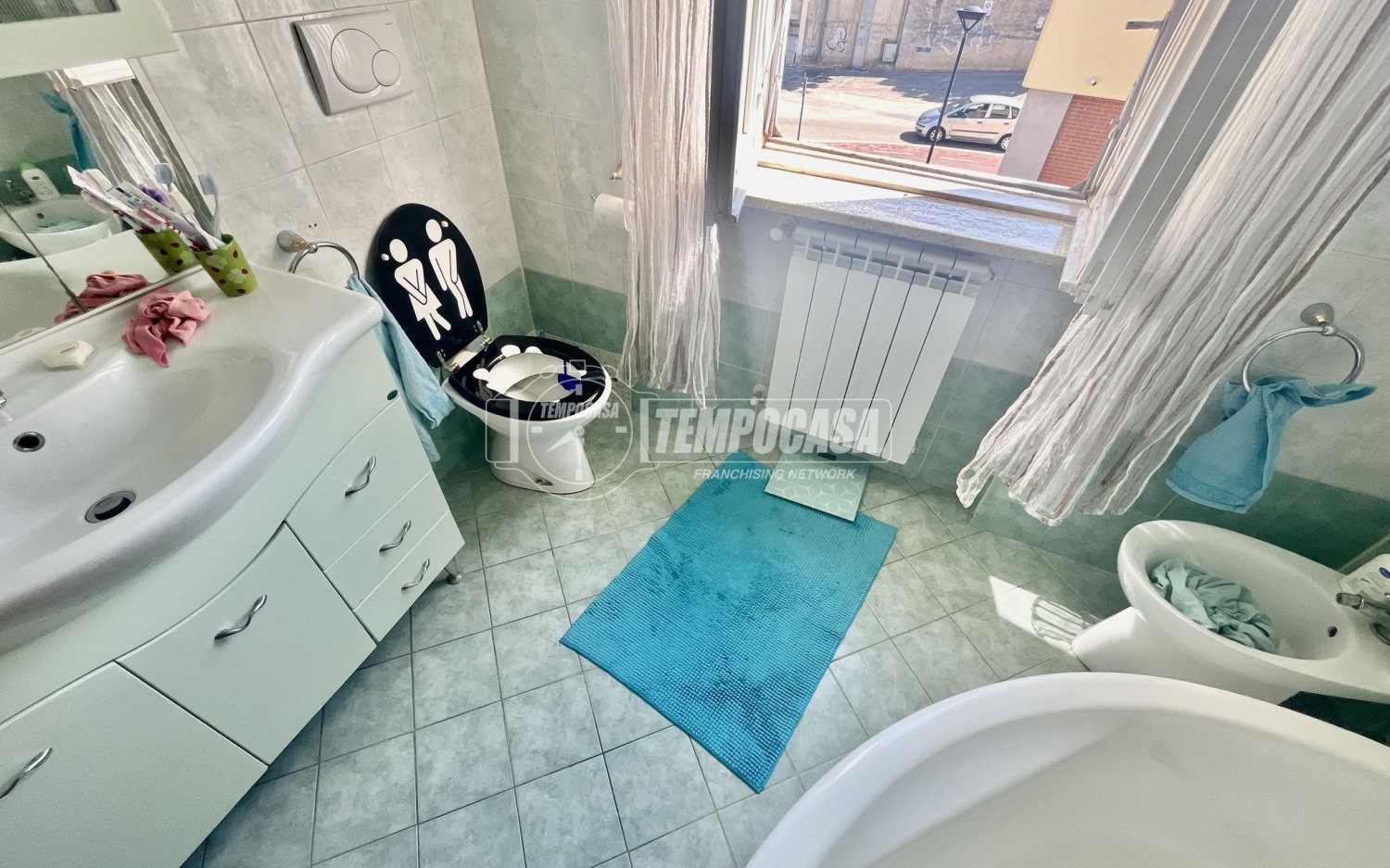 Квартира с 5 комнатами в Пескара, Италия № 274474