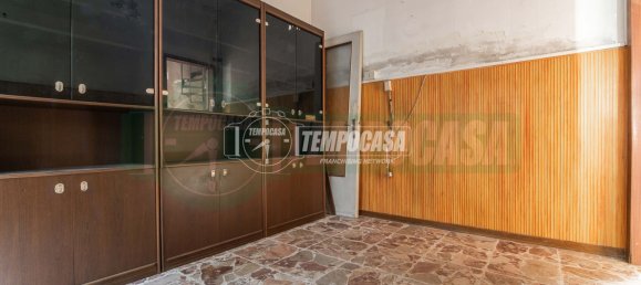 2 غرف نوم شقة في Gerenzano, Italy رقم 348724 4