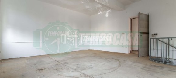 2 غرف نوم شقة في Gerenzano, Italy رقم 348724 15