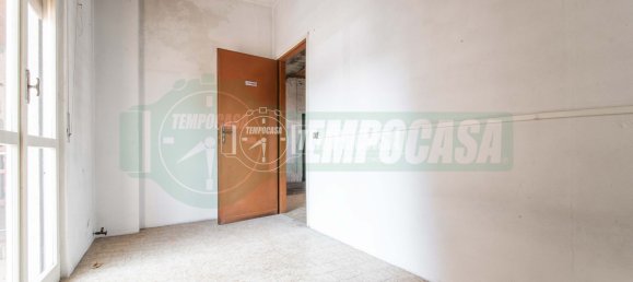 2 غرف نوم شقة في Gerenzano, Italy رقم 348724 5