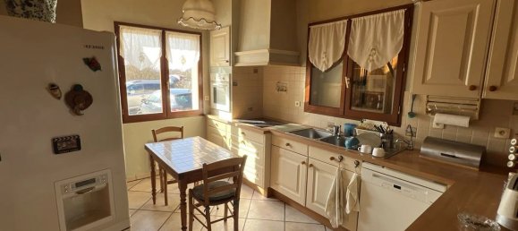 2 bedrooms House in Vienne, France No. 335616 4