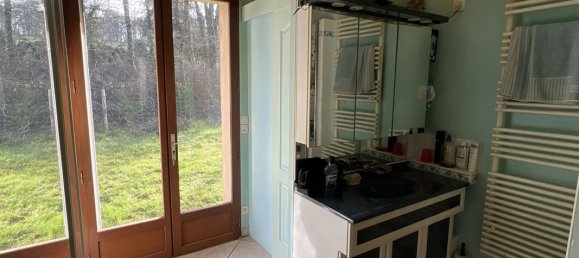 2 bedrooms House in Vienne, France No. 335616 8