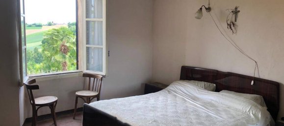 3 bedrooms House in Asti, Italy No. 20333 18