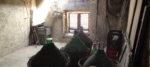 3 bedrooms House in Asti, Italy No. 20333 28