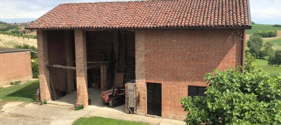 3 bedrooms House in Asti, Italy No. 20333 45