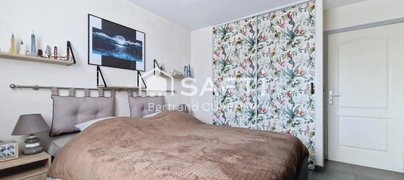 1 bedroom Apartment in Comines, France No. 216535 7