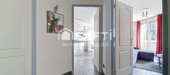 1 bedroom Apartment in Comines, France No. 216535 9