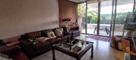 4 Schlafzimmer Gewerbliche Immobilie in Mesa Geitonia, Cyprus, Nr. 18964 6