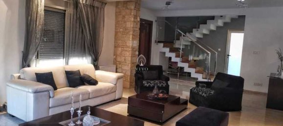 4 Schlafzimmer Gewerbliche Immobilie in Mesa Geitonia, Cyprus, Nr. 18964 2