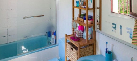 Villa de 4 dormitorios en Marbella, Spain No. 186089 18