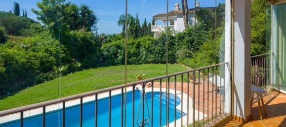 Villa de 4 dormitorios en Marbella, Spain No. 186089 8
