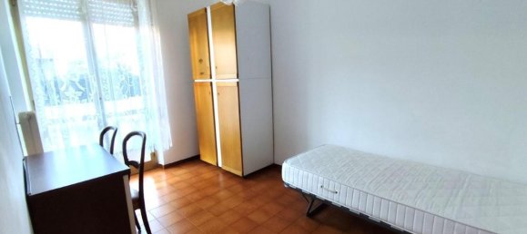 5غرفة شقة في Massa, Italy رقم 108348 10