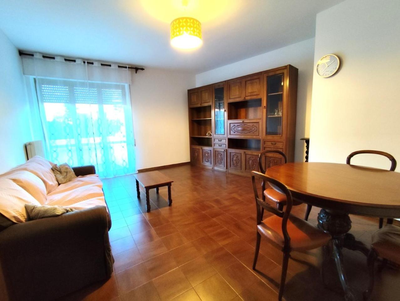 5غرفة شقة في Massa, Italy رقم 108348