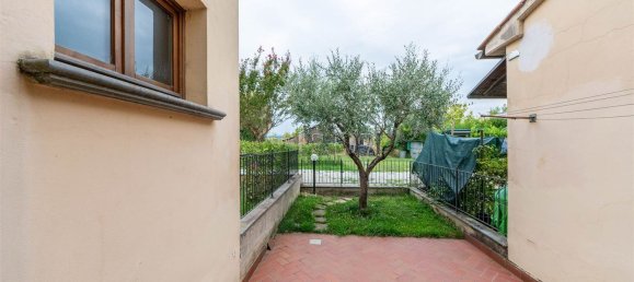 2 bedrooms Apartment in Pistoia, Italy No. 313758 20