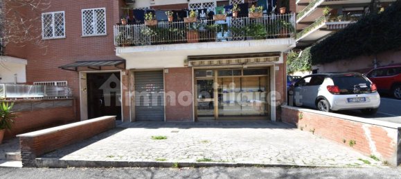 1 room Commercial property in Rome, Italy No. 165767 2