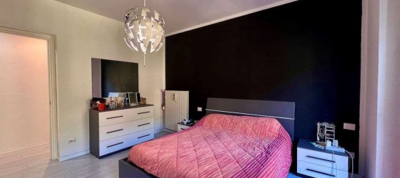 Дом с 5 комнатами в Санджано, Италия № 69180 9