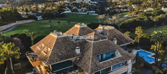 Dúplex de 2 dormitorios en Marbella, Spain No. 52194 9