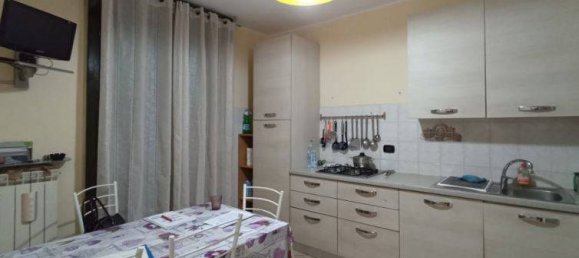 2 Schlafzimmer Wohnung in Casorezzo, Italy, Nr. 270207 5