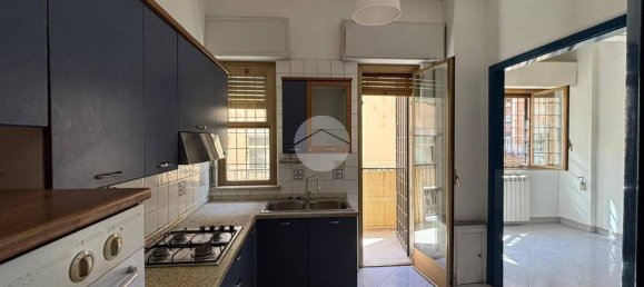 2 Schlafzimmer Wohnung in Palermo, Italy, Nr. 335321 20