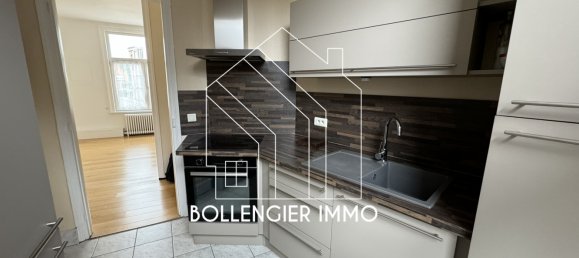 Apartamento de 2 dormitorios en Lille, France No. 270174 4