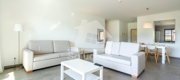 Apartamento de 3 dormitorios en Mexilhoeira Grande, Portugal No. 153695 11