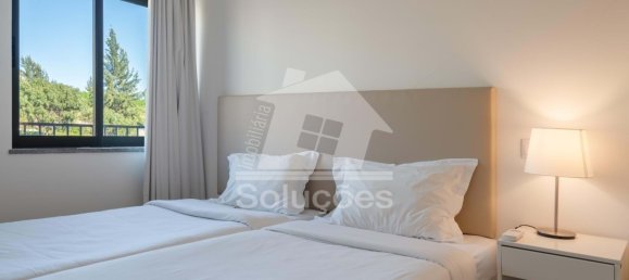 Apartamento de 3 dormitorios en Mexilhoeira Grande, Portugal No. 153695 17